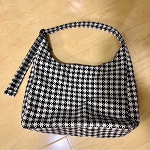 [NWT] BAGGU Nylon Shoulder Bag in Black and White Gingham